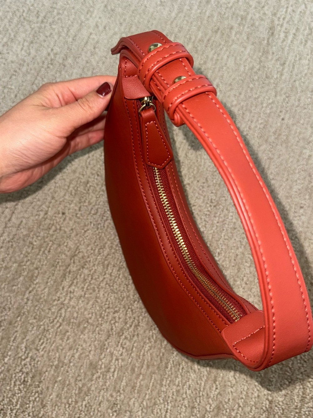 Meshki Alayna Curved Shoulder Handbag Sleek Sculpture Crescent-Shaped Spice Red - Picture 3 of 9